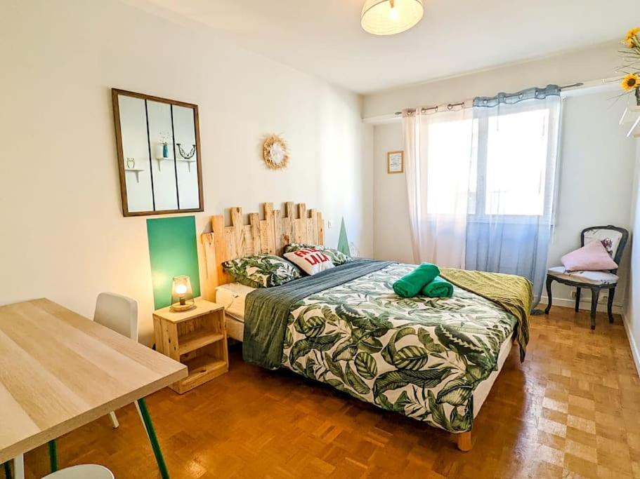 Cosy Spring 2Ch - Place Verdun - Stationnement Gratuit Pau Eksteriør bilde